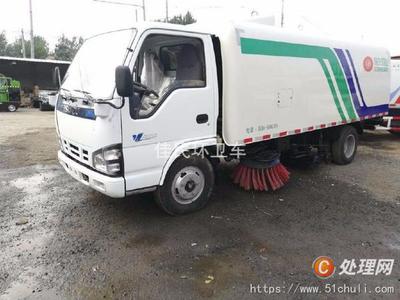 東風(fēng)多利卡灑水掃路車(chē)轉(zhuǎn)讓 大品牌環(huán)衛(wèi)設(shè)備，免費(fèi)包送到家